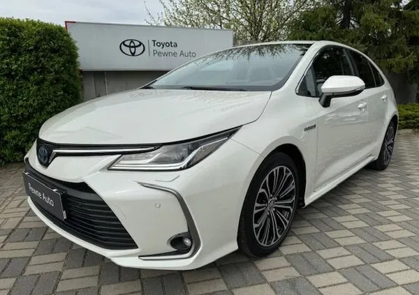 dobrzyń nad wisłą Toyota Corolla cena 89900 przebieg: 89700, rok produkcji 2019 z Dobrzyń nad Wisłą